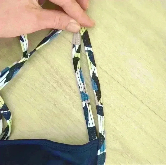 QUINTSOUL | Women's Tikal Multi Navy High Waisted Bottoms with Cami Top - Picture 8 of 14